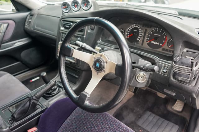1998 Nissan Stagea JDM car for sale — photo 12 of 25