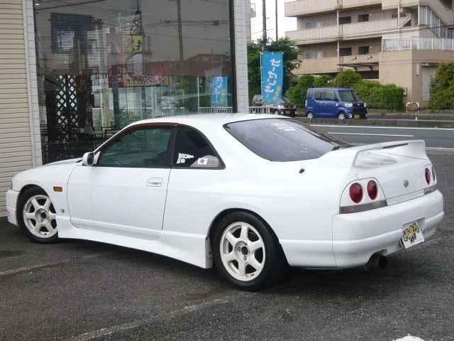 1997 Nissan Skyline JDM car for sale — photo 3 of 25