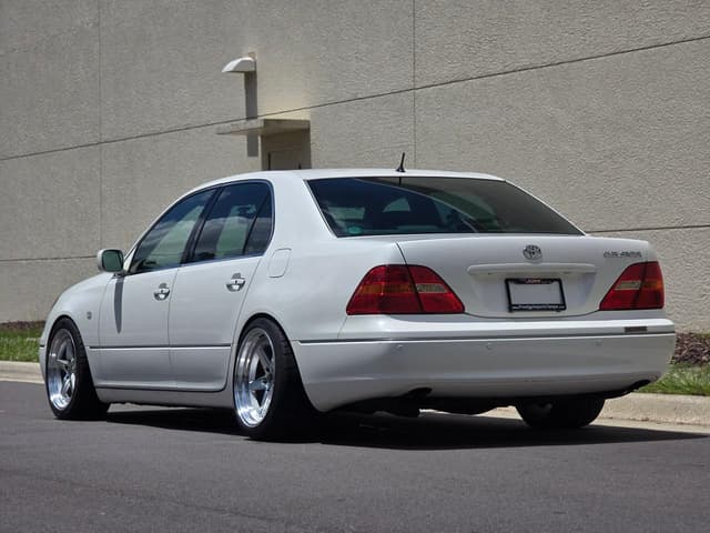 2000 Toyota Celsior JDM car for sale — photo 12 of 25