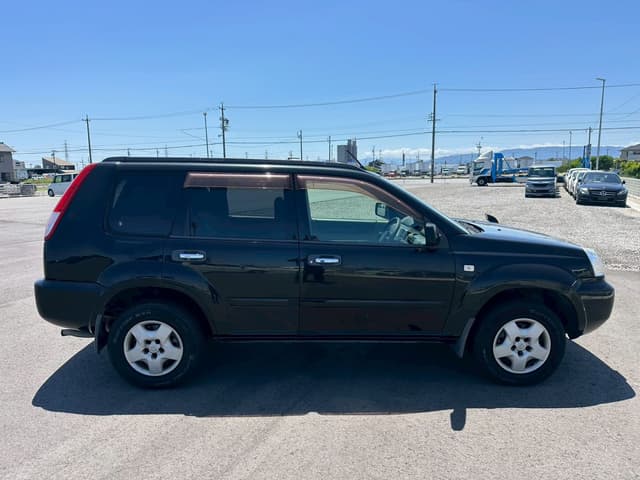 2007 Nissan X Trail JDM car for sale — photo 6 of 10