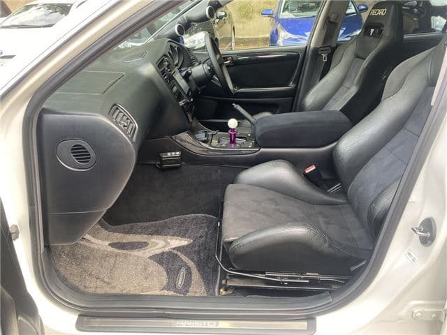 1999 Toyota Aristo JDM car for sale — photo 14 of 25