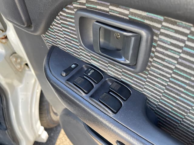 1999 Daihatsu Atrai JDM car for sale — photo 9 of 25