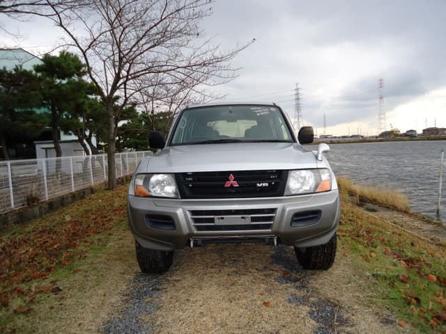 2000 Mitsubishi Pajero JDM car for sale — photo 2 of 4