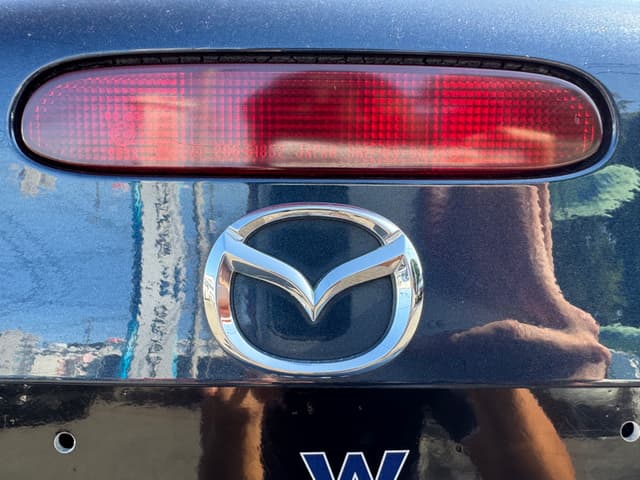 1998 Mazda Roadster (Eunos Roadster / MX-5) JDM car for sale — photo 15 of 25