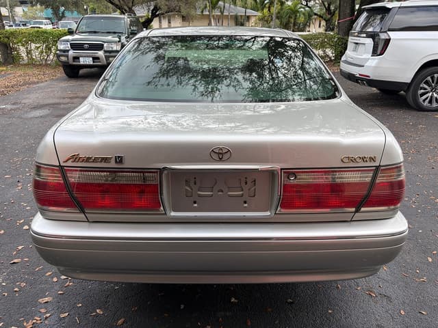 2000 Toyota Crown JDM car for sale — photo 6 of 17