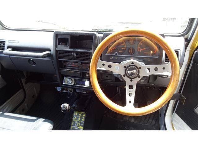 1990 Suzuki Jimny JDM car for sale — photo 15 of 20