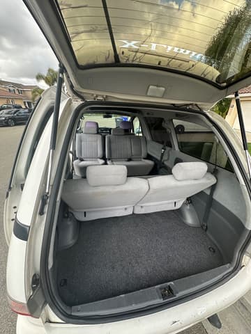 1997 Toyota Estima JDM car for sale — photo 11 of 16