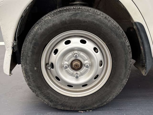 2000 Mitsubishi Minicab JDM car for sale — photo 24 of 25