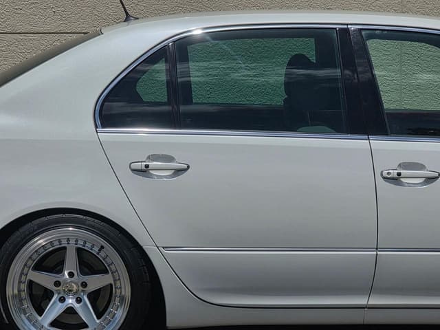 2000 Toyota Celsior JDM car for sale — photo 5 of 25