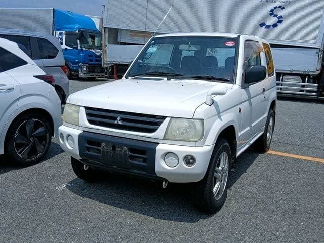 2000 Mitsubishi Pajero Mini JDM car for sale — photo 2 of 25