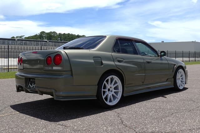 1998 Nissan Skyline JDM car for sale — photo 7 of 19