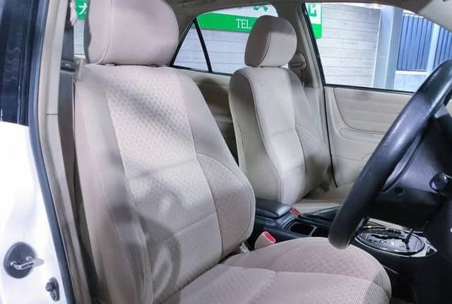 2002 Toyota Altezza JDM car for sale — photo 14 of 25