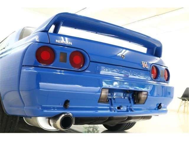 1989 Nissan Skyline JDM car for sale — photo 4 of 25