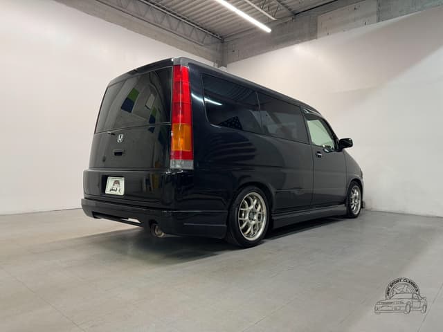 2001 Honda Stepwagon JDM car for sale — photo 10 of 25