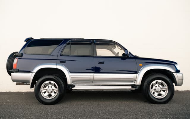 1996 Toyota Hilux Surf JDM car for sale — photo 6 of 14