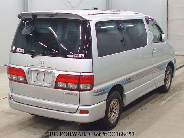 2000 Toyota Regius JDM car for sale — photo 2 of 8