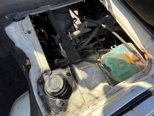 1998 Daihatsu Hijet JDM car for sale — photo 19 of 25