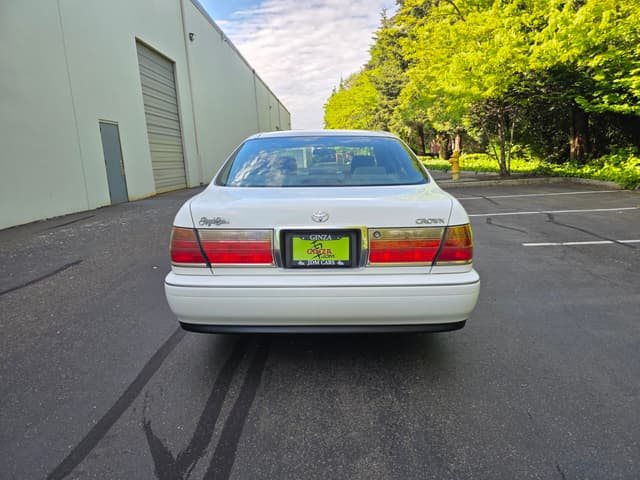 2000 Toyota Crown JDM car for sale — photo 4 of 13