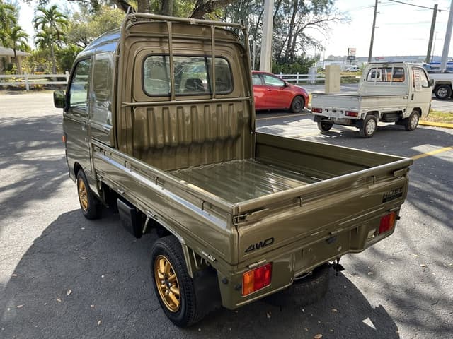 1997 Daihatsu Hijet JDM car for sale — photo 5 of 19