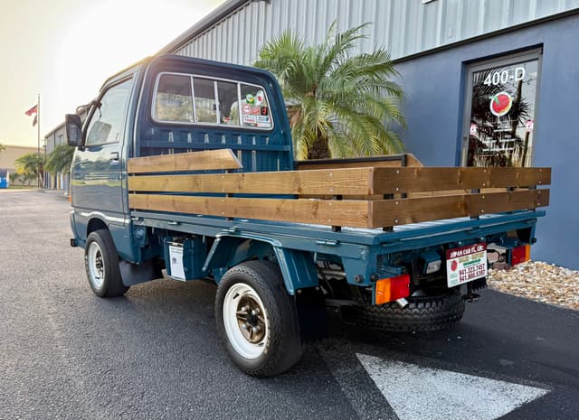 1991 Daihatsu Hijet JDM car for sale — photo 10 of 16