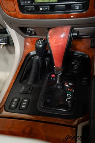 2000 Toyota Land Cruiser JDM car for sale — photo 11 of 25