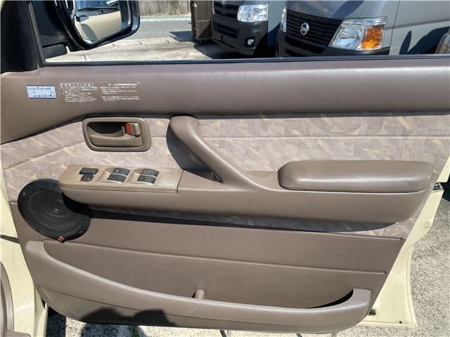 1995 Toyota Land Cruiser JDM car for sale — photo 25 of 25
