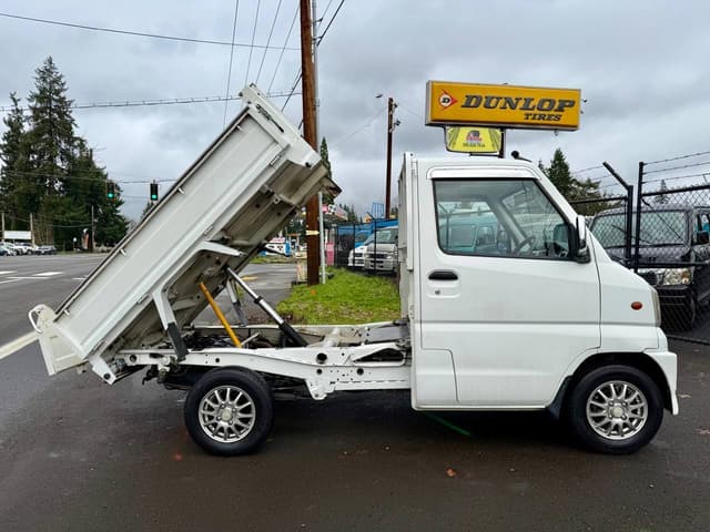 2000 Mitsubishi Minicab JDM car for sale — photo 9 of 25