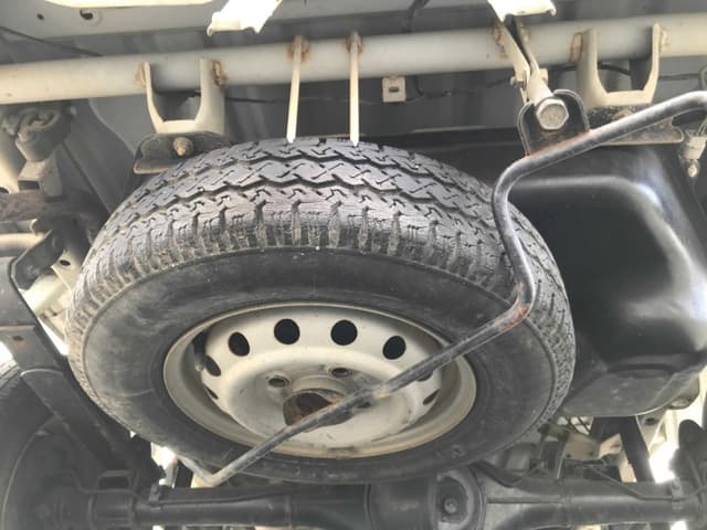 2001 Mitsubishi Minicab JDM car for sale — photo 12 of 24