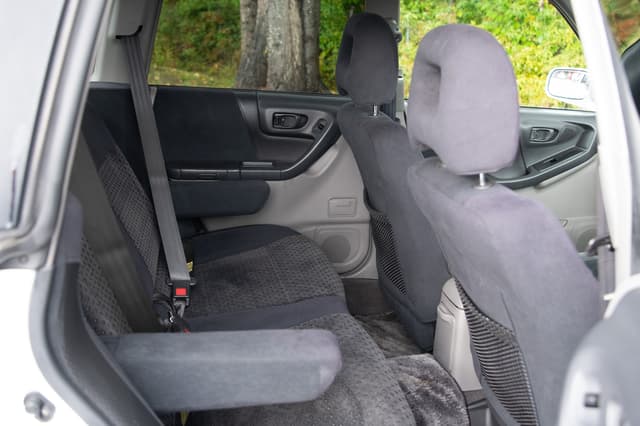 2001 Subaru Forester JDM car for sale — photo 11 of 13