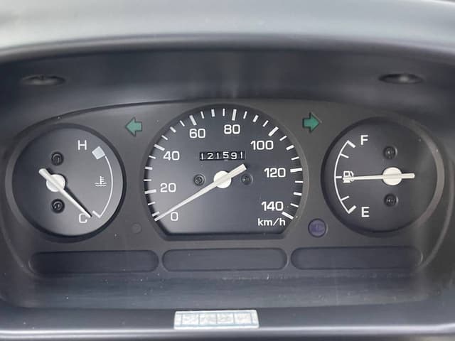 1998 Daihatsu Hijet JDM car for sale — photo 19 of 25