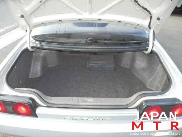 1990 Nissan Skyline JDM car for sale — photo 7 of 10