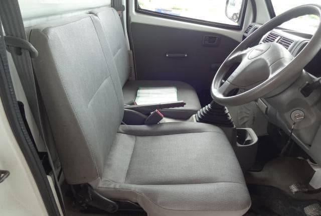 2004 Nissan JDM car for sale — photo 9 of 13