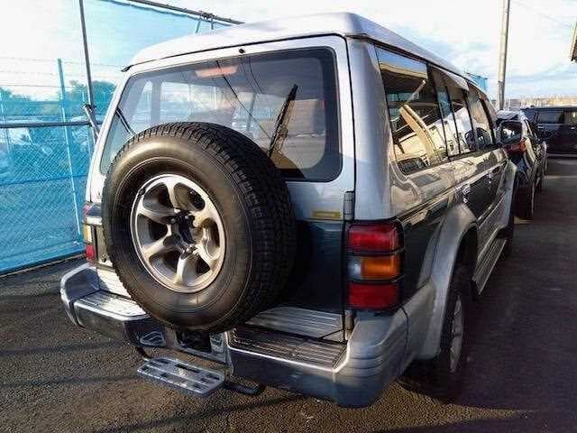 1993 Mitsubishi Pajero JDM car for sale — photo 5 of 6