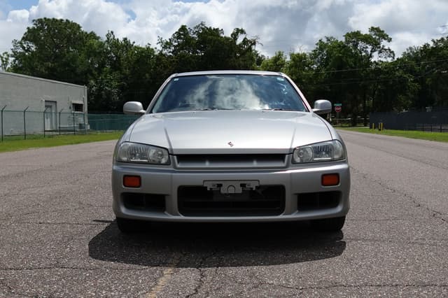 2000 Nissan Skyline JDM car for sale — photo 2 of 19