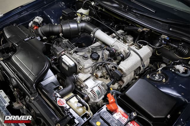 1998 Toyota Crown JDM car for sale — photo 20 of 25