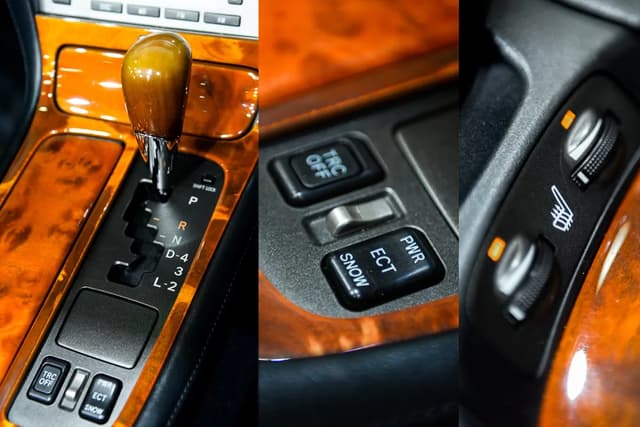 2001 Toyota Soarer JDM car for sale — photo 12 of 25