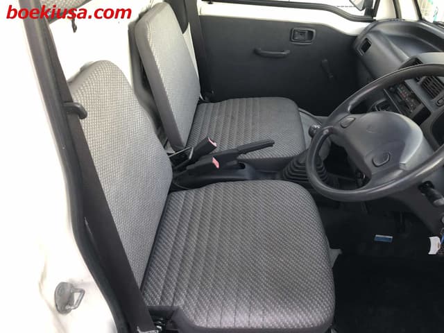 2000 Daihatsu Hijet JDM car for sale — photo 14 of 22