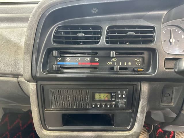 1997 Suzuki Carry JDM car for sale — photo 11 of 25