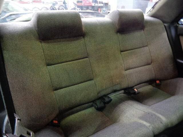1988 Nissan Skyline JDM car for sale — photo 6 of 12