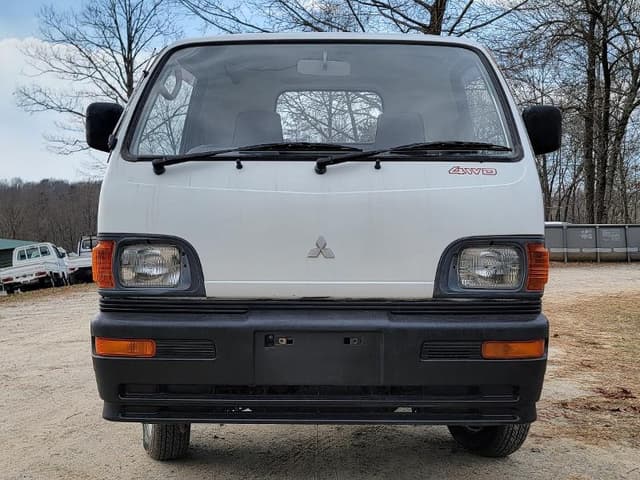 1995 Mitsubishi Minicab JDM car for sale — photo 13 of 19
