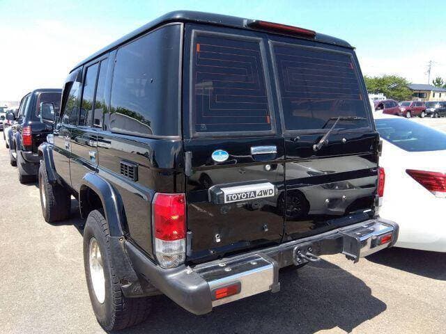 1998 Toyota Land Cruiser JDM car for sale — photo 2 of 6