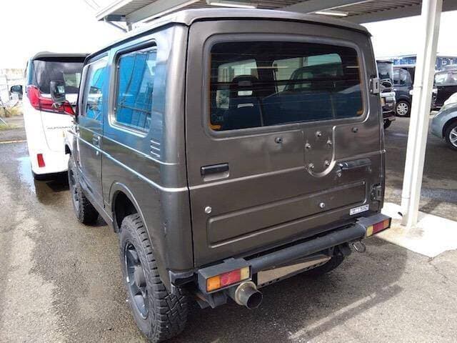 1995 Suzuki Jimny JDM car for sale — photo 2 of 8