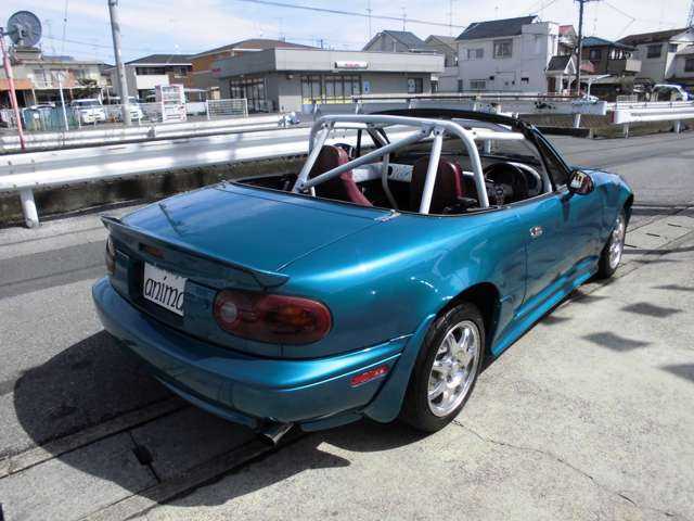 1997 Mazda Roadster (Eunos Roadster / MX-5) JDM car for sale — photo 17 of 20