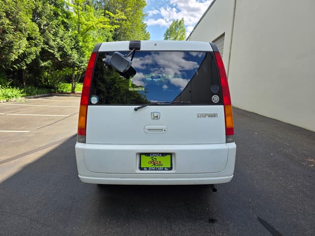 1996 Honda Stepwagon JDM car for sale — photo 4 of 15