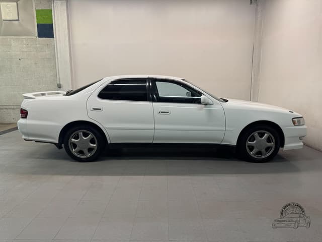 1995 Toyota Cresta JDM car for sale — photo 22 of 25