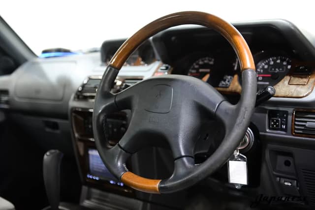 1997 Mitsubishi Pajero JDM car for sale — photo 13 of 25