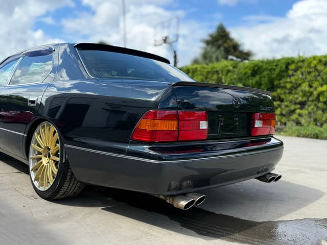 1999 Toyota Celsior JDM car for sale — photo 9 of 21