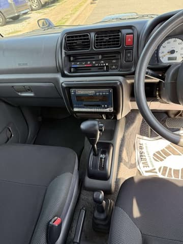 2000 Suzuki Jimny JDM car for sale — photo 6 of 9