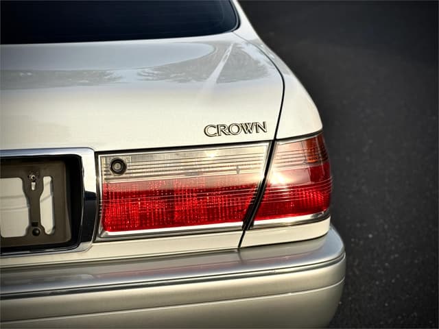 1999 Toyota Crown JDM car for sale — photo 10 of 10
