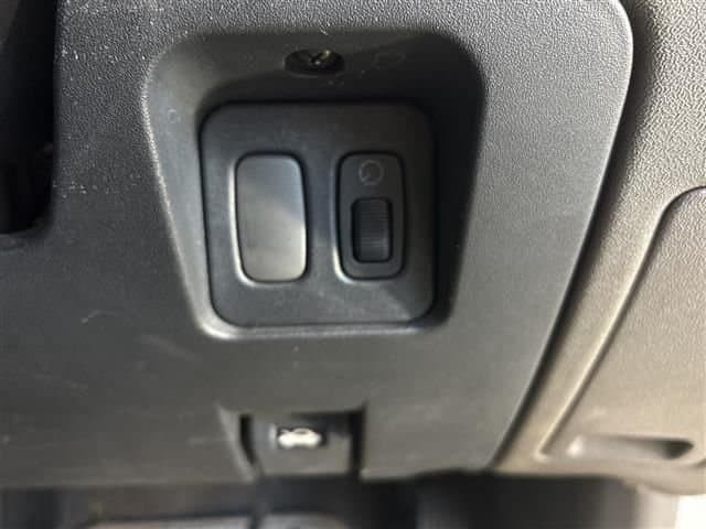 1999 Mitsubishi Pajero JDM car for sale — photo 18 of 23